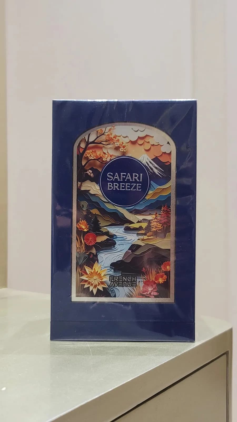 French Avenue Safari Breeze 